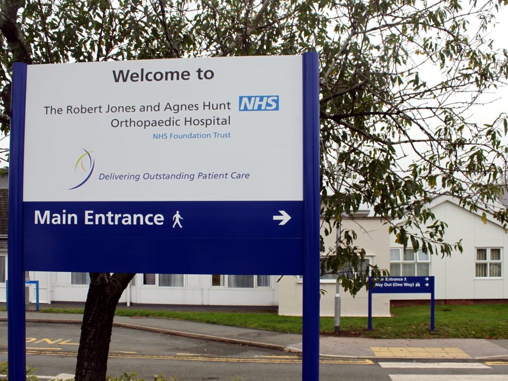 Robert Jones & Agnes Hunt Hospital - Hospital Wayfinding